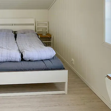 Cozy Family Surrounded By Idyllic Islands Feriehus